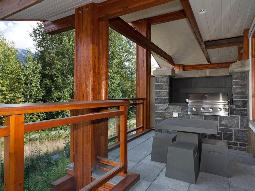 Fitzsimmons Walk 16 By Outpost Ferienhaus Whistler